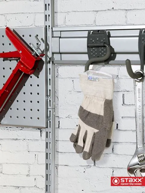 Regal Staxx, Weiss-Silber