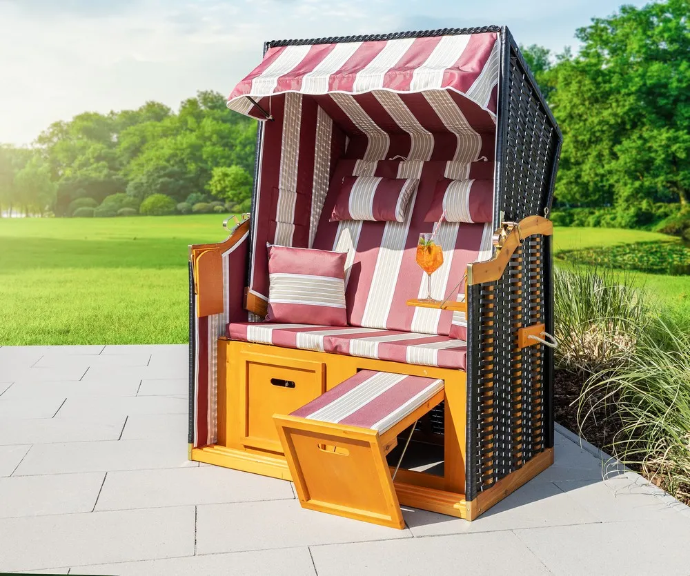 Strandkorb RÜGEN mit 2 integrierte Klapptische 118 x 81 x 160 cm