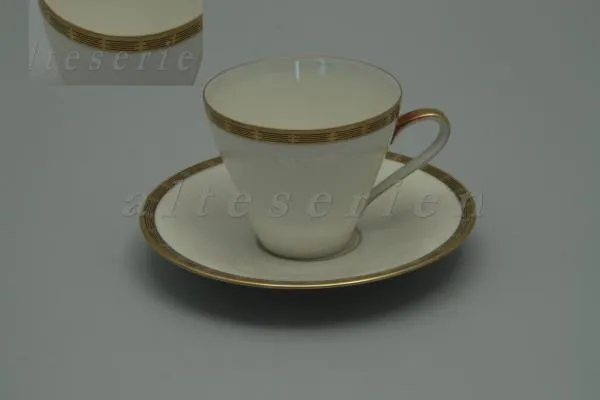 Mokkatasse mit Untere - Hutschenreuther Goldrandservice Goldranddekor 31210