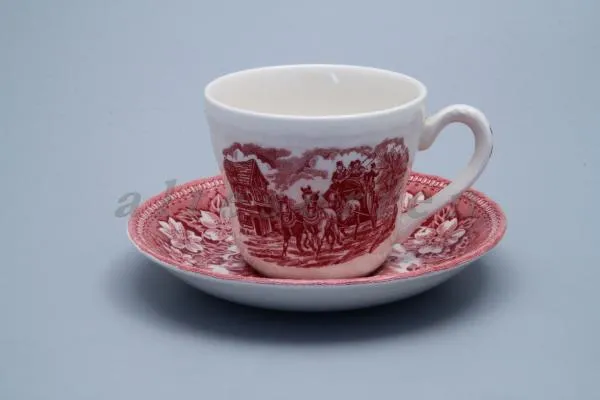 Kaffeetasse mit Untere - Royal Tudor Coaching Taverns Red