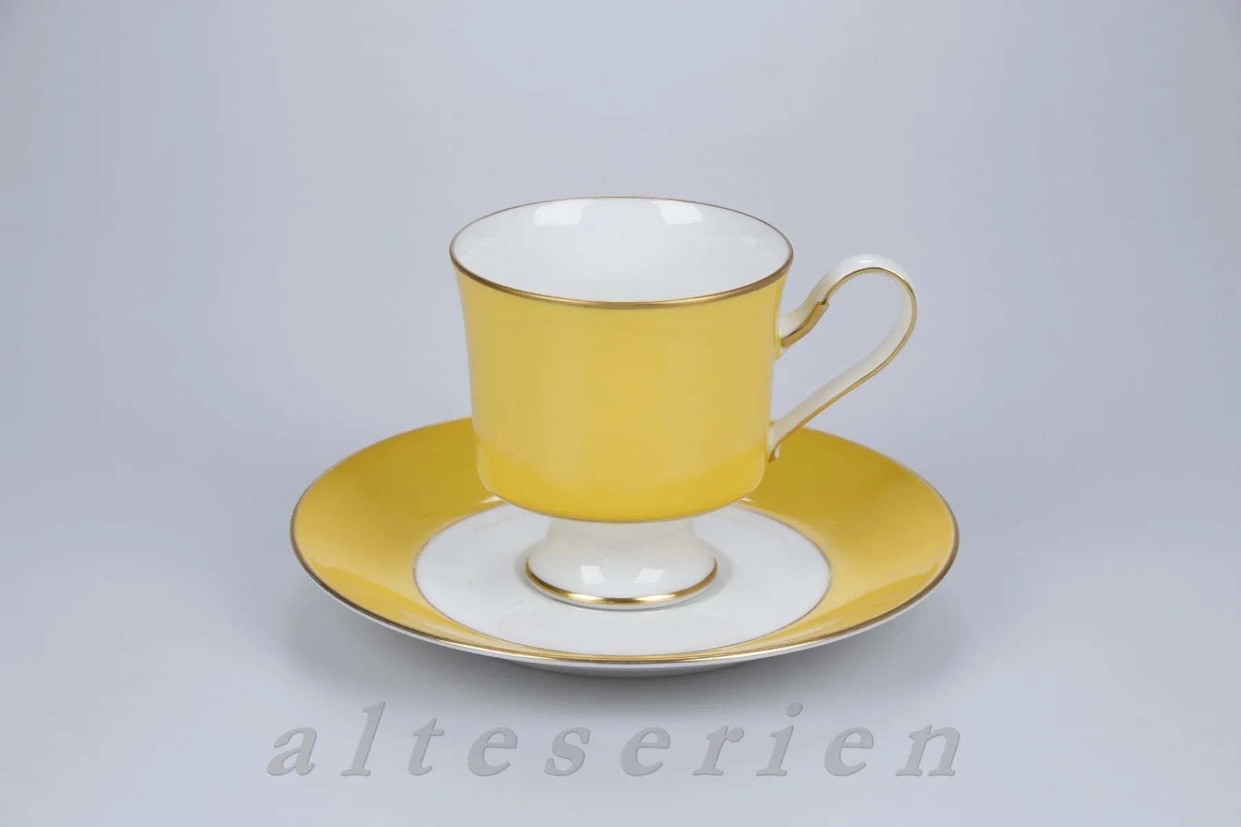 Kaffeetasse mit Untere - Königl. pr. Tettau Victoria Herrenhausen gelb