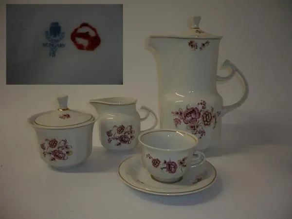 Kaffeeservice für 6 Personen - Hollohaza Hungary Form 268 Rote Blume