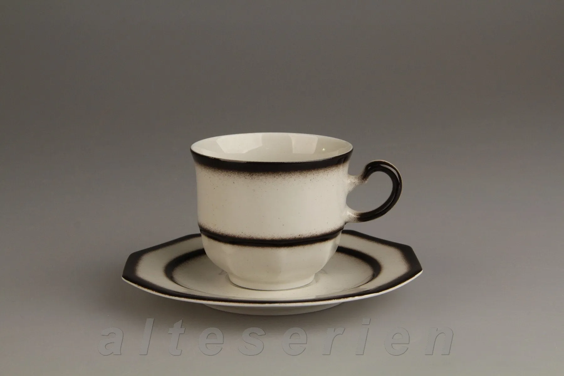 Kaffeetasse mit Untere - Winterling Kirchenlamitz Bergamo Braun - Scherbe beige