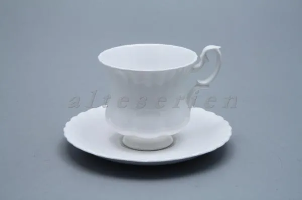 Kaffeetasse mit Untere klein - Royal Albert Chantilly weiß / white