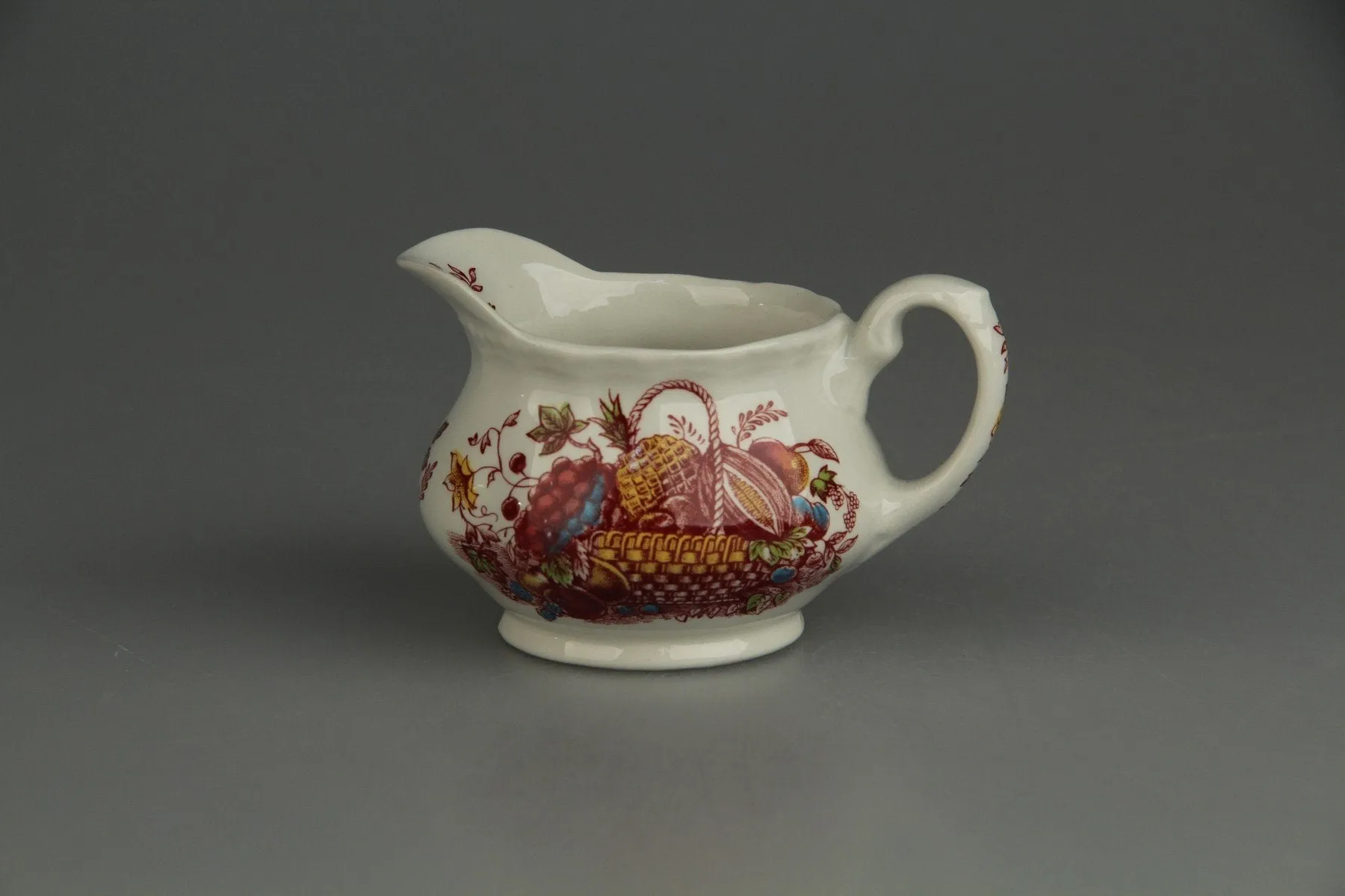 Milchkännchen H 6,5 cm - Royal Tudor Fruits & Flowers rot red