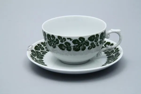 Teetasse mit Untere - Fürstenberg Alt Fürstenberg Rebe