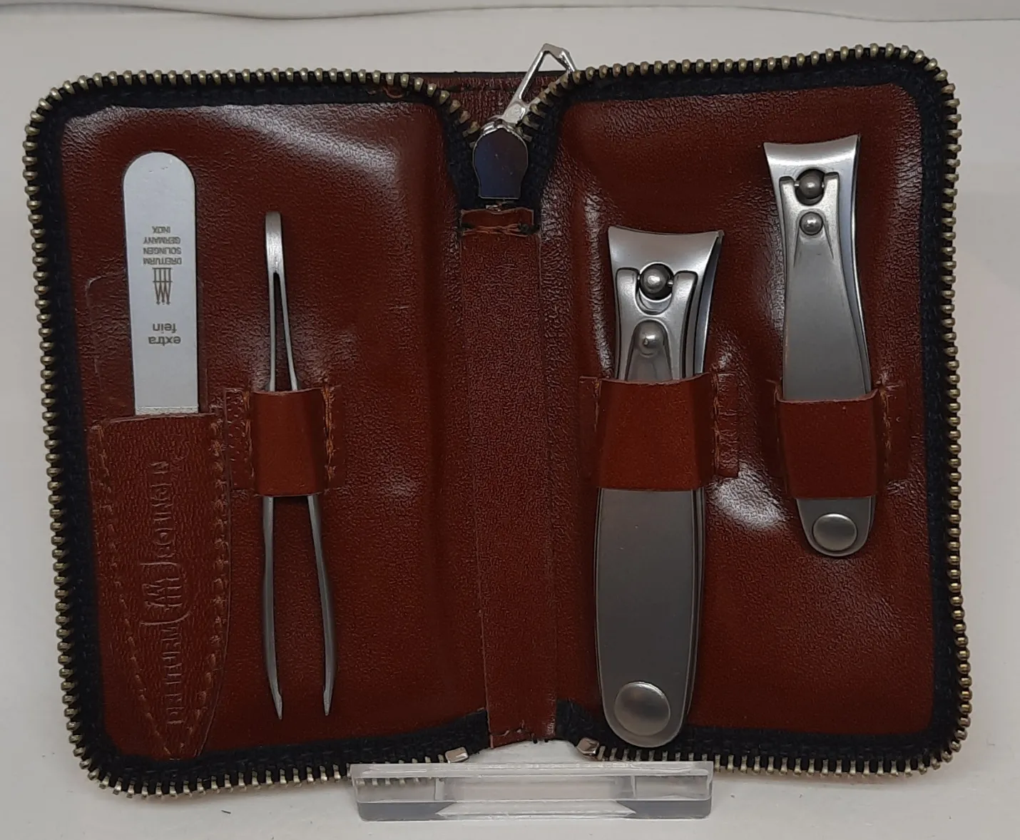 Maniküre Etuit braun rostfrei