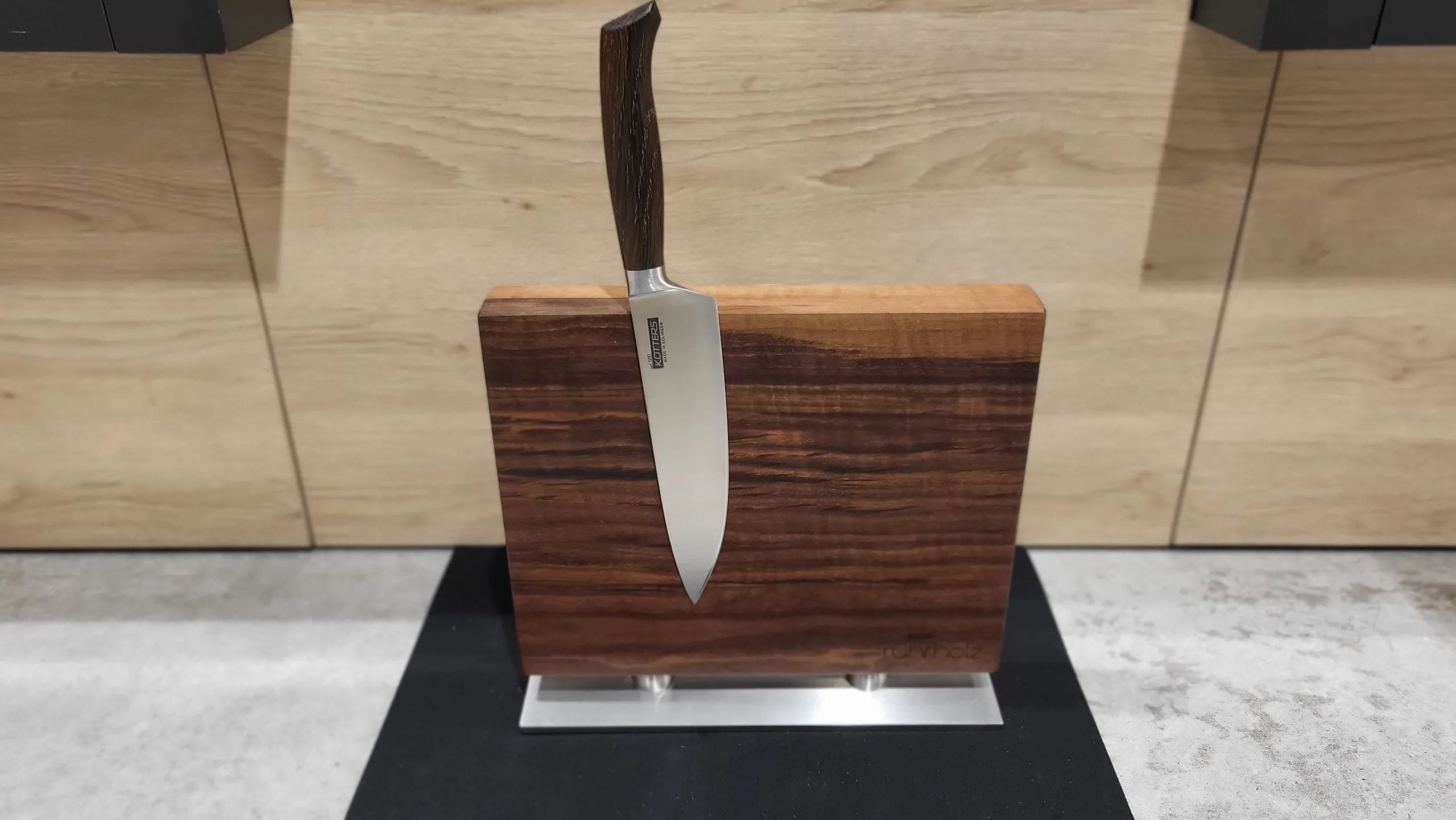 Messerblock Nussbaum,Edelsthal, f. 8 Messer ruhrholz Manufaktur , ohne Messer