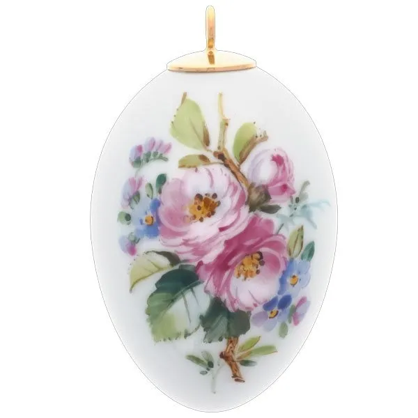 Meissen Osterei mit naturalistischer Blumenmalerei Mandelröschen