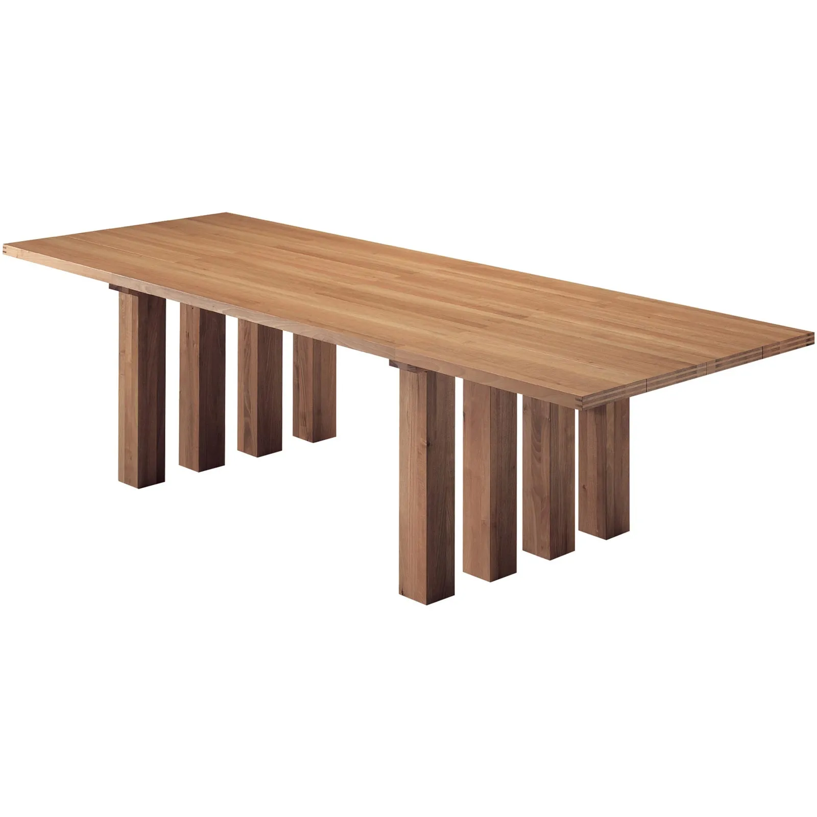 Tisch La Basilica von Cassina