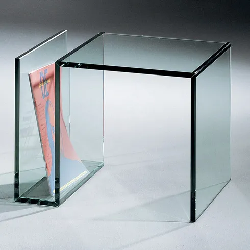 Janus 3 - kleiner Glas-Beistelltisch von Dreieck Design