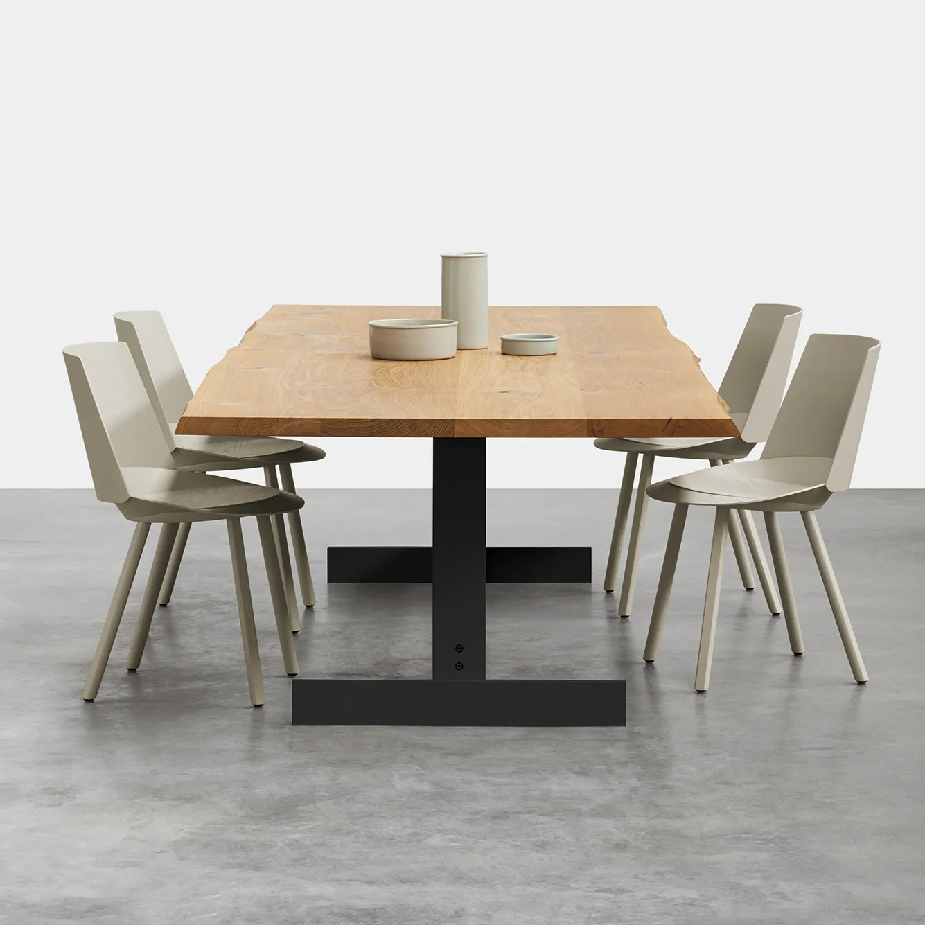 Kazmir Raw Tisch von e15