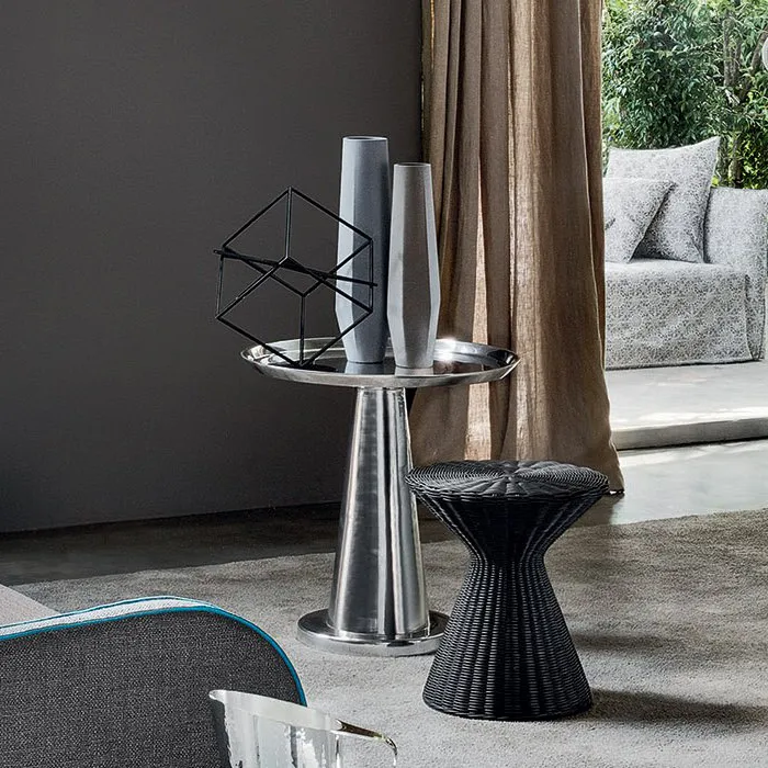 Beistelltisch Next 142 by Gervasoni