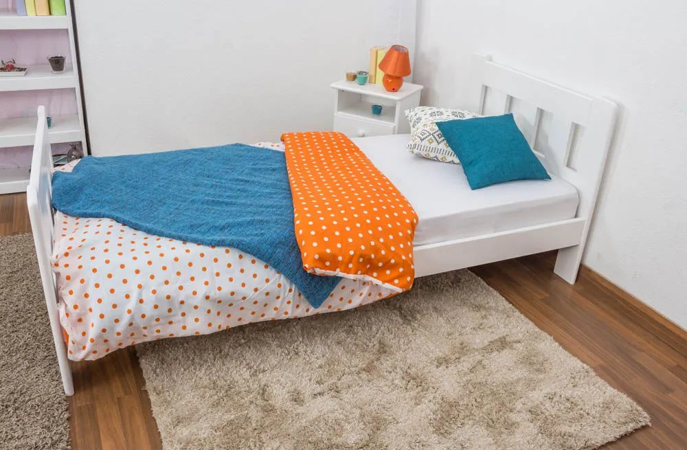 Kinderbett / Jugendbett  Kiefer Vollholz massiv weiß lackiert A22, inkl. Lattenrost - Abmessung 90 x 200 cm