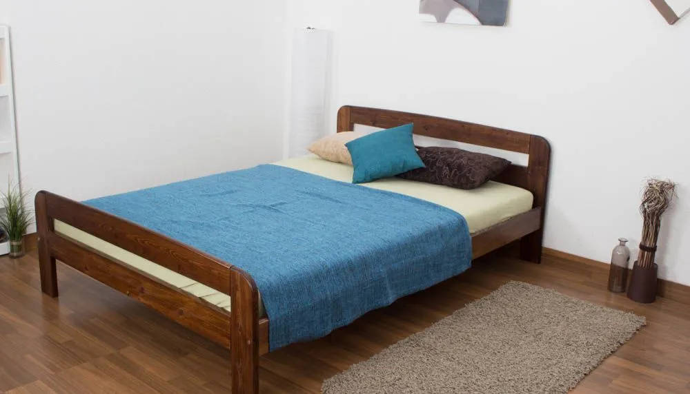 Einzelbett / Gästebett Kiefer Vollholz massiv Nussfarben A6, inkl. Lattenrost - Abmessung 140 x 200 cm
