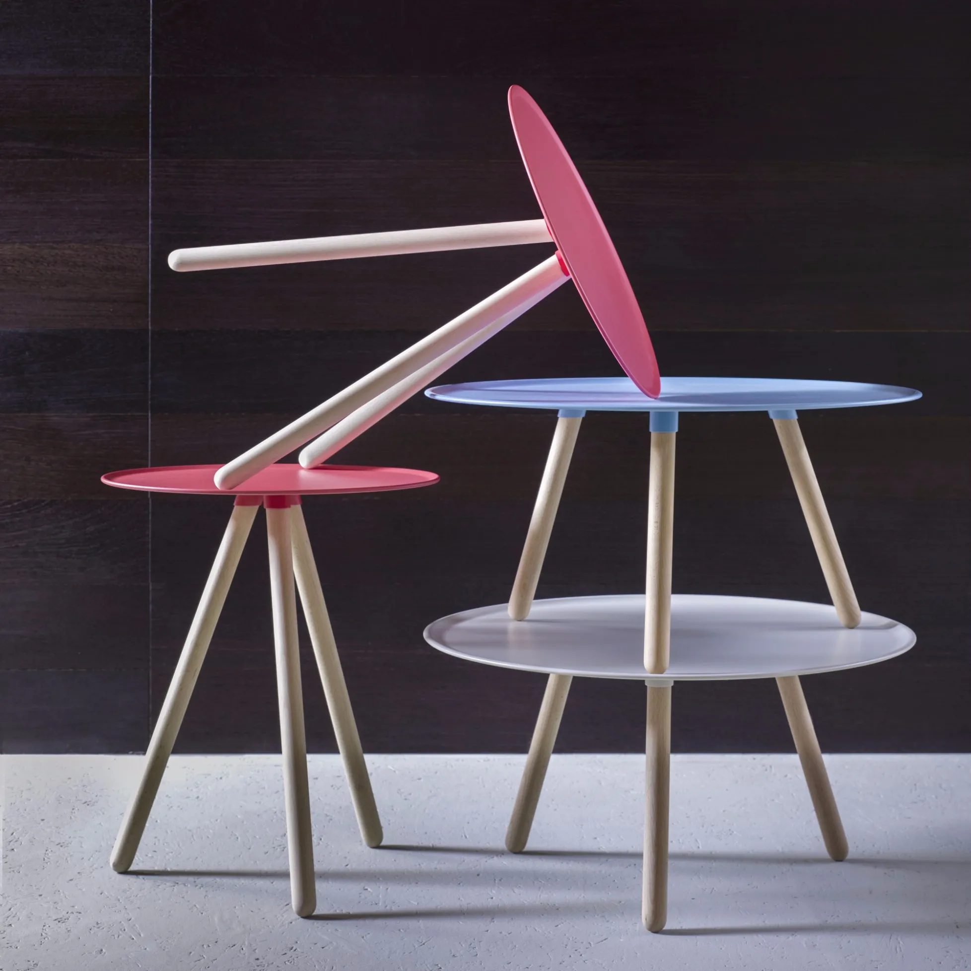 Pinocchio: Couch- und Beistelltisch von Miniforms